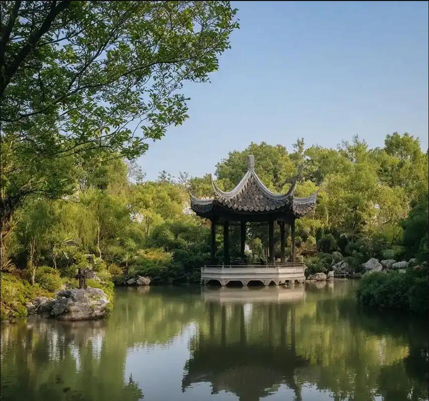 万载县雨双建筑有限公司